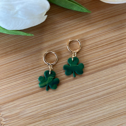 Small Clover Huggies