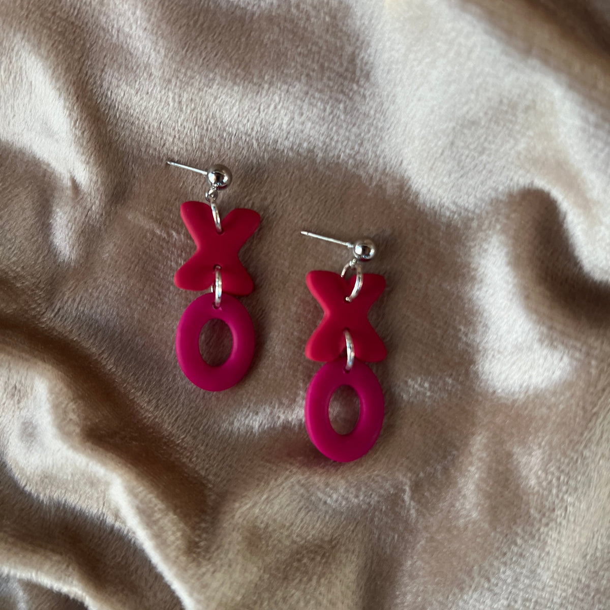 XO earrings
