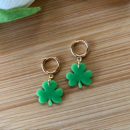 Small Clover Huggies