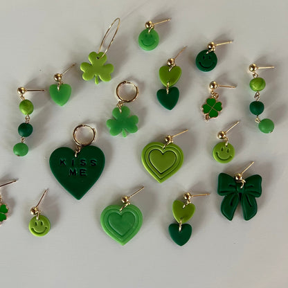 Clover (mini hoops with post)