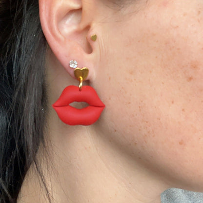 Red Lips - Puffy (heart stud)